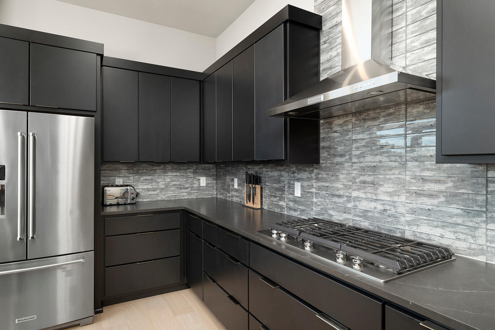 176 Canada Drive Property Photo 18