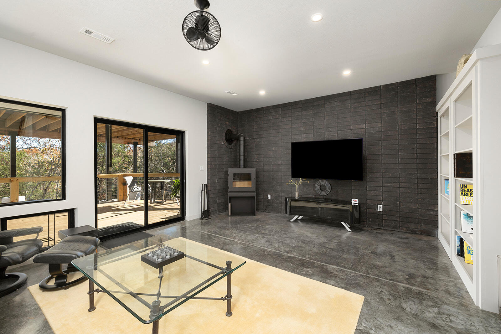 176 Canada Drive Property Photo 35