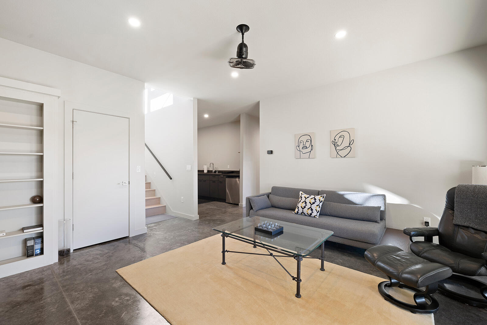 176 Canada Drive Property Photo 38