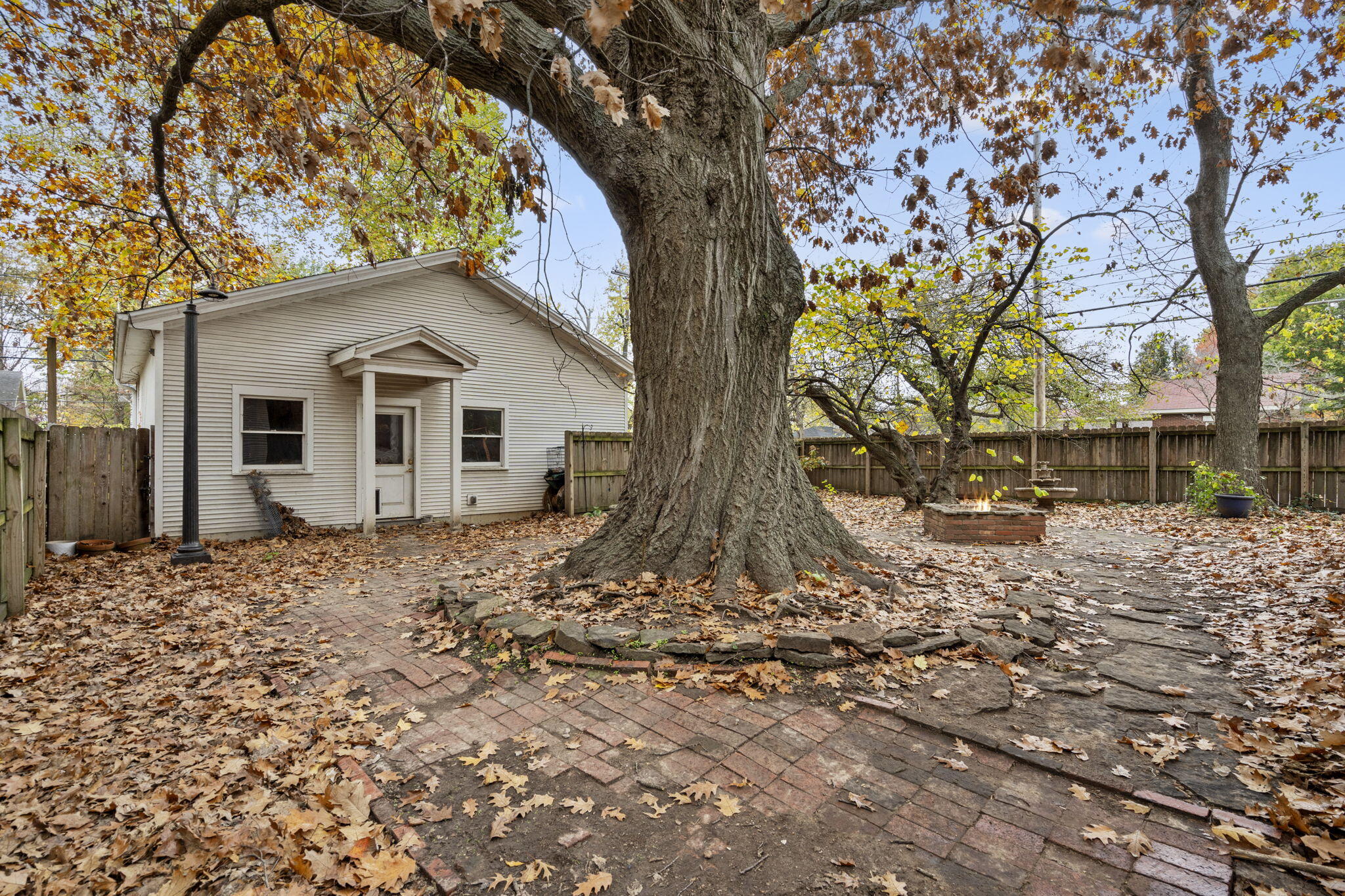 1001 South Pickwick Avenue Property Photo 34