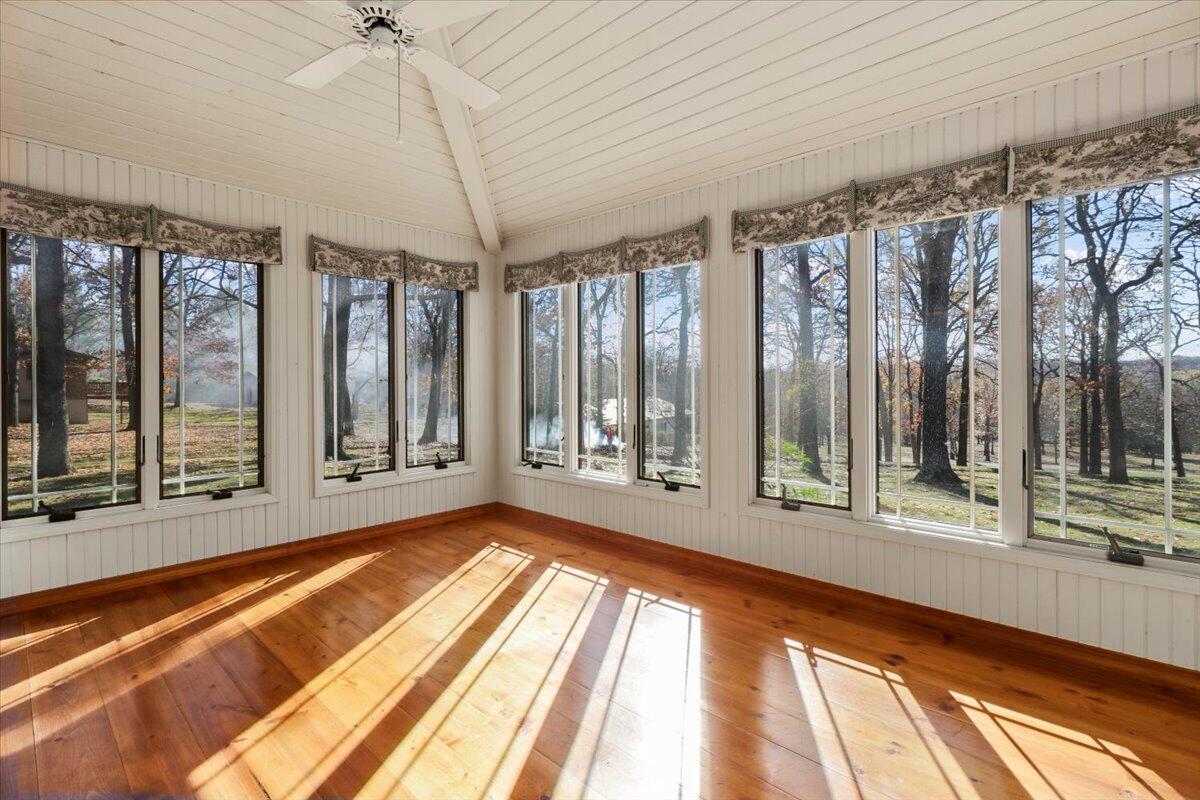 2112 Cambridge Drive Property Photo 15