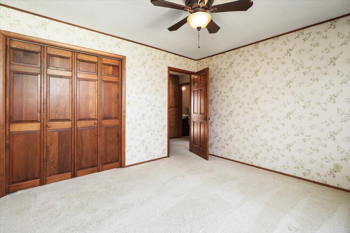 2112 Cambridge Drive Property Photo 27