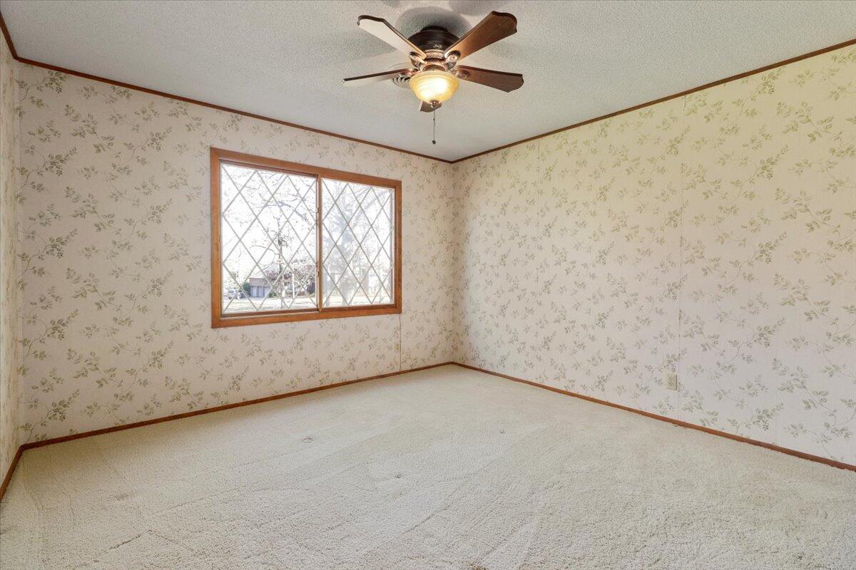 2112 Cambridge Drive Property Photo 28