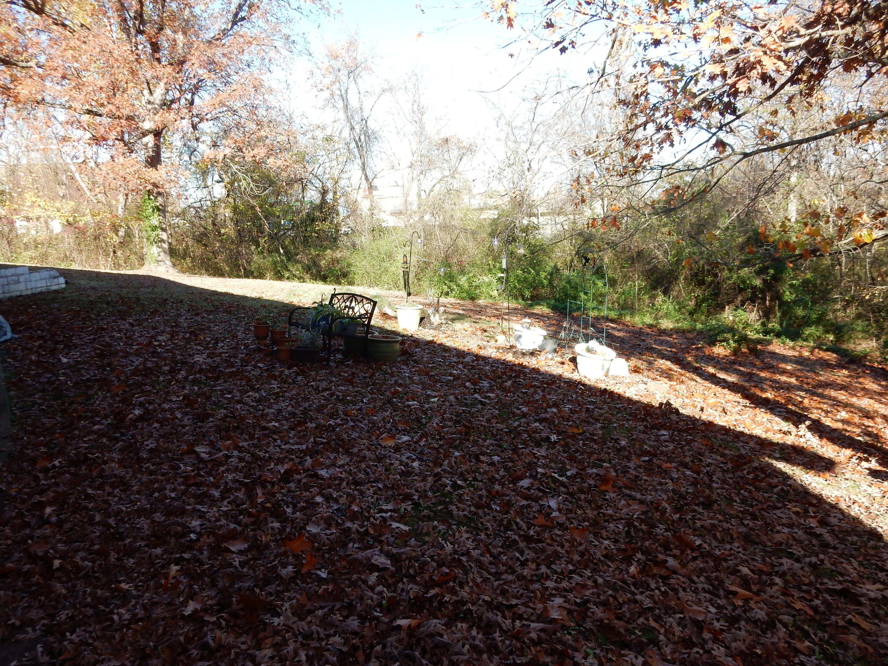 208 South Old County Road Property Photo 20