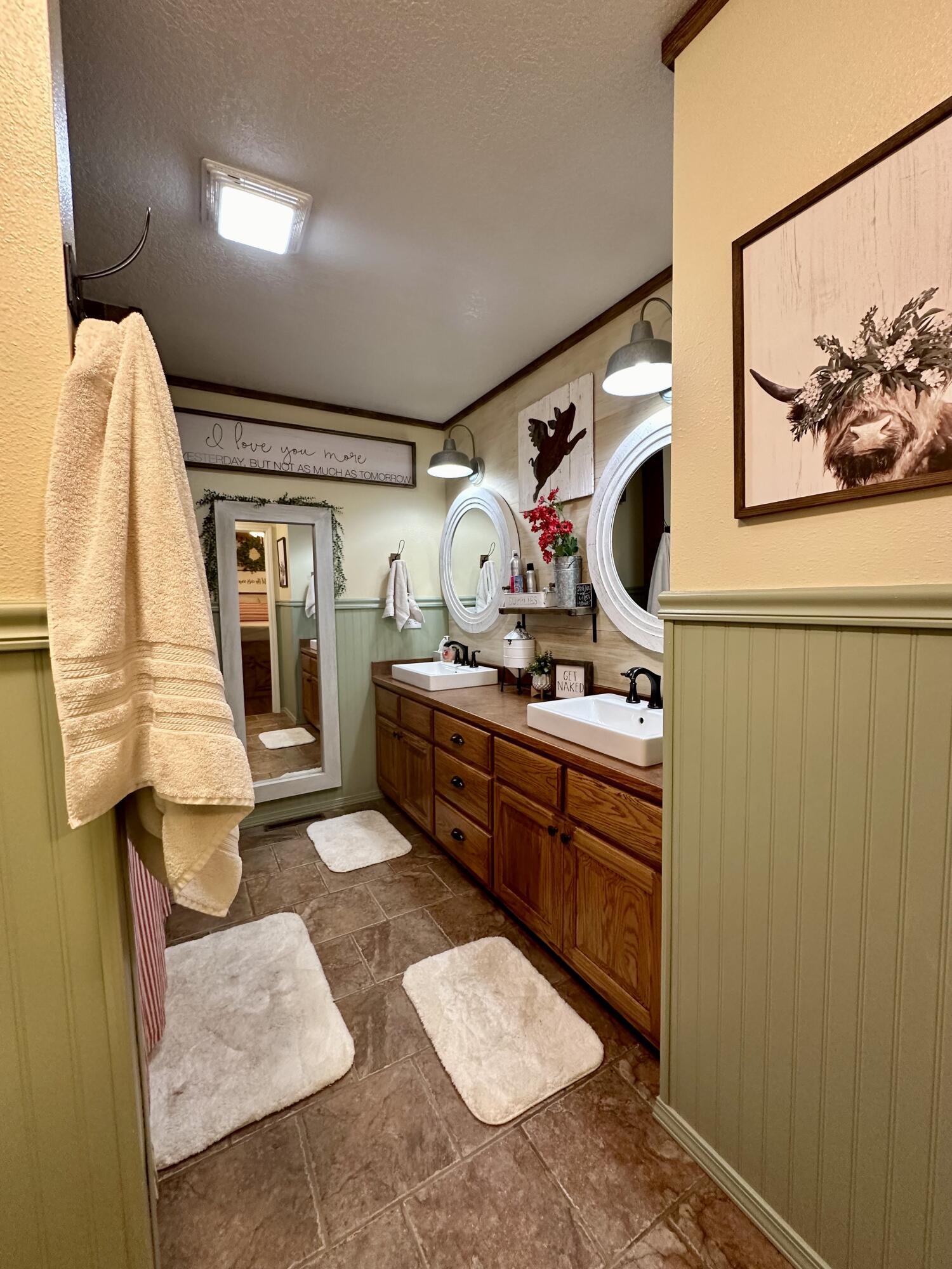 107 South Diamond Loop Property Photo 14