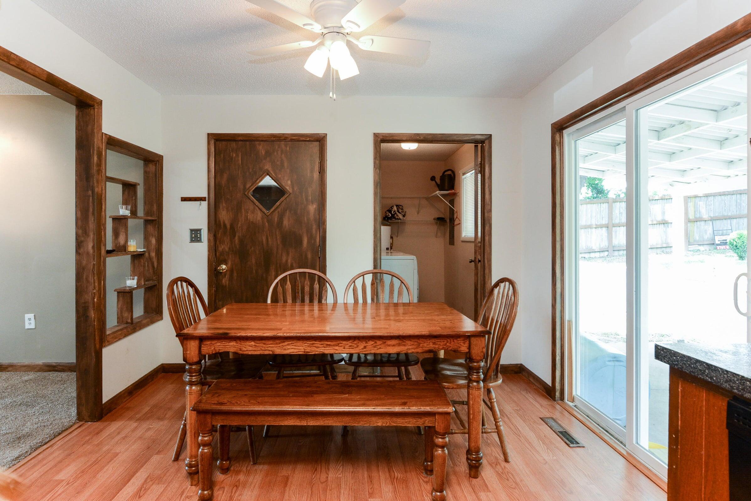 1713 Colonial Drive Property Photo 4