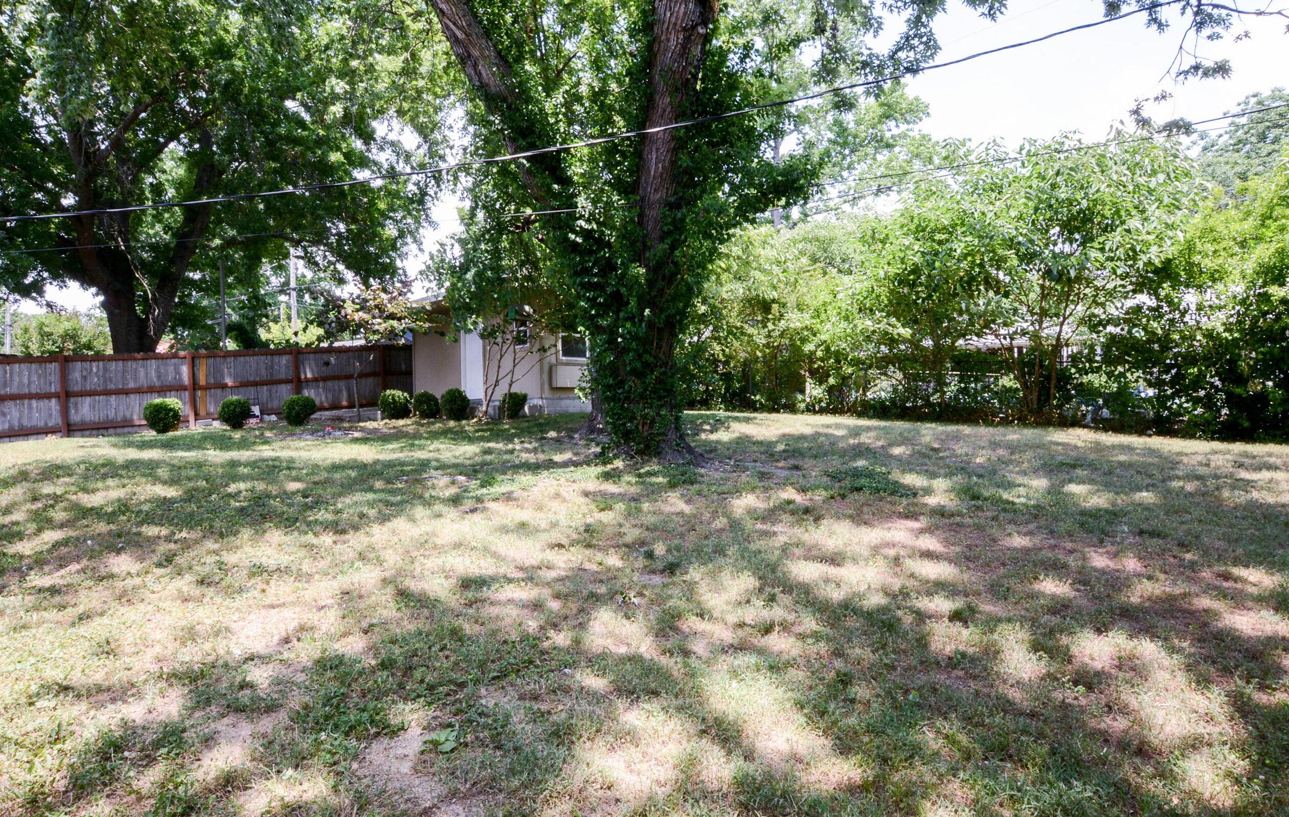 1713 Colonial Drive Property Photo 16