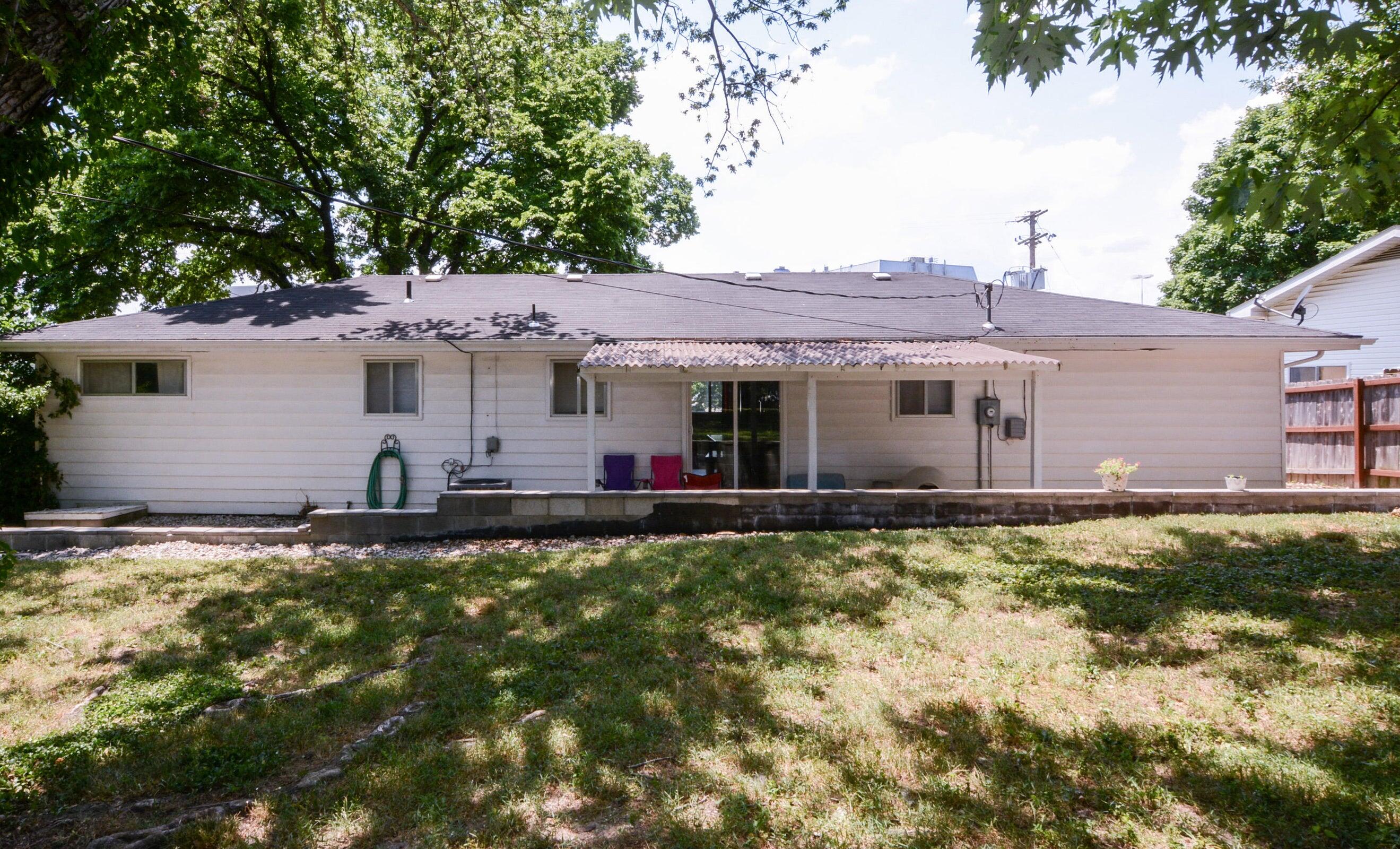 1713 Colonial Drive Property Photo 17