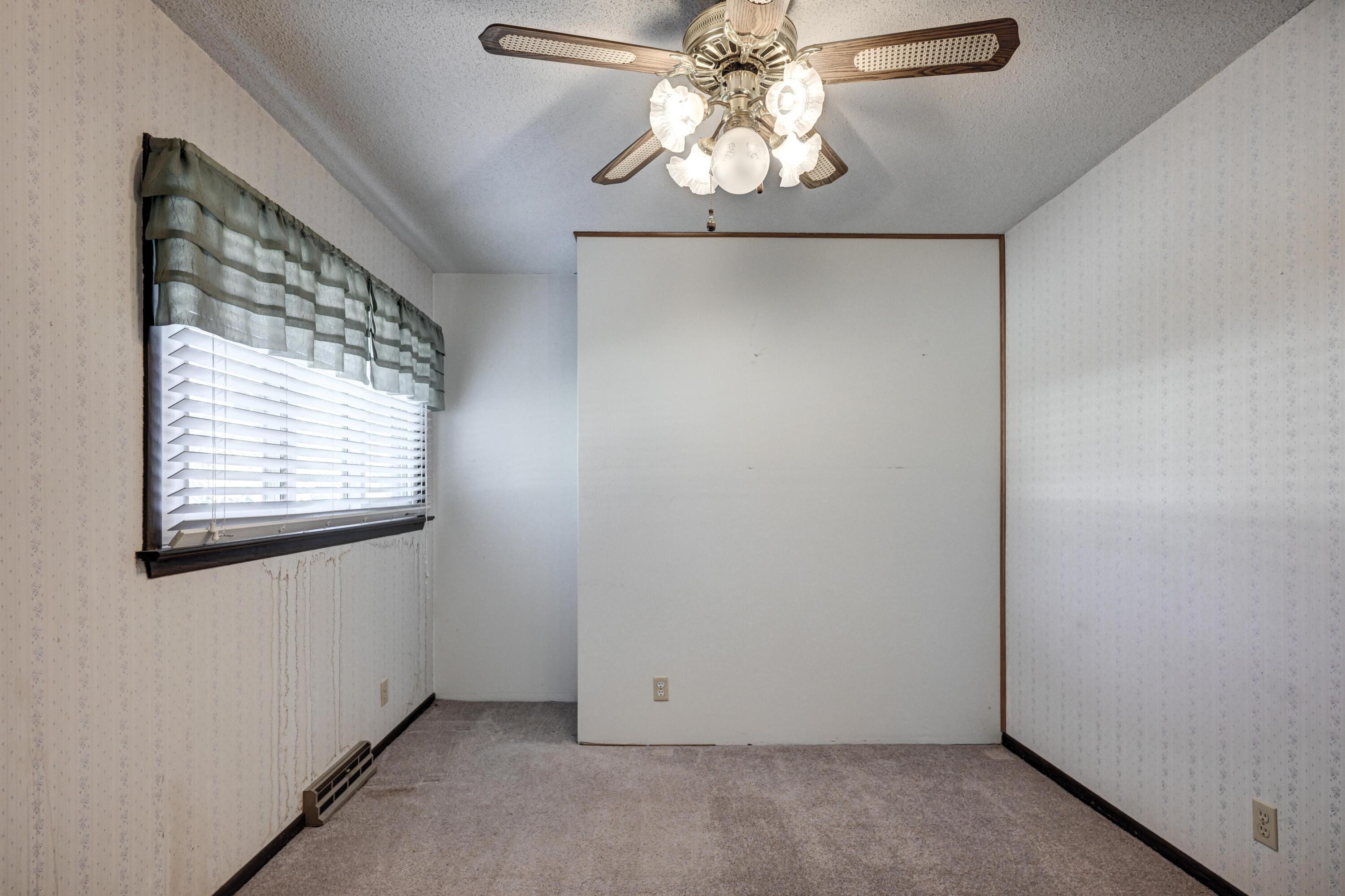 918 North Highway 97 Property Photo 39