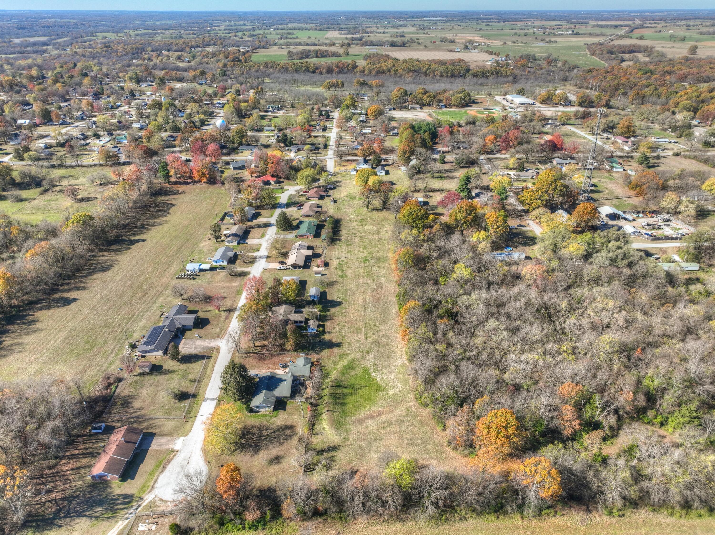 918 North Highway 97 Property Photo 52
