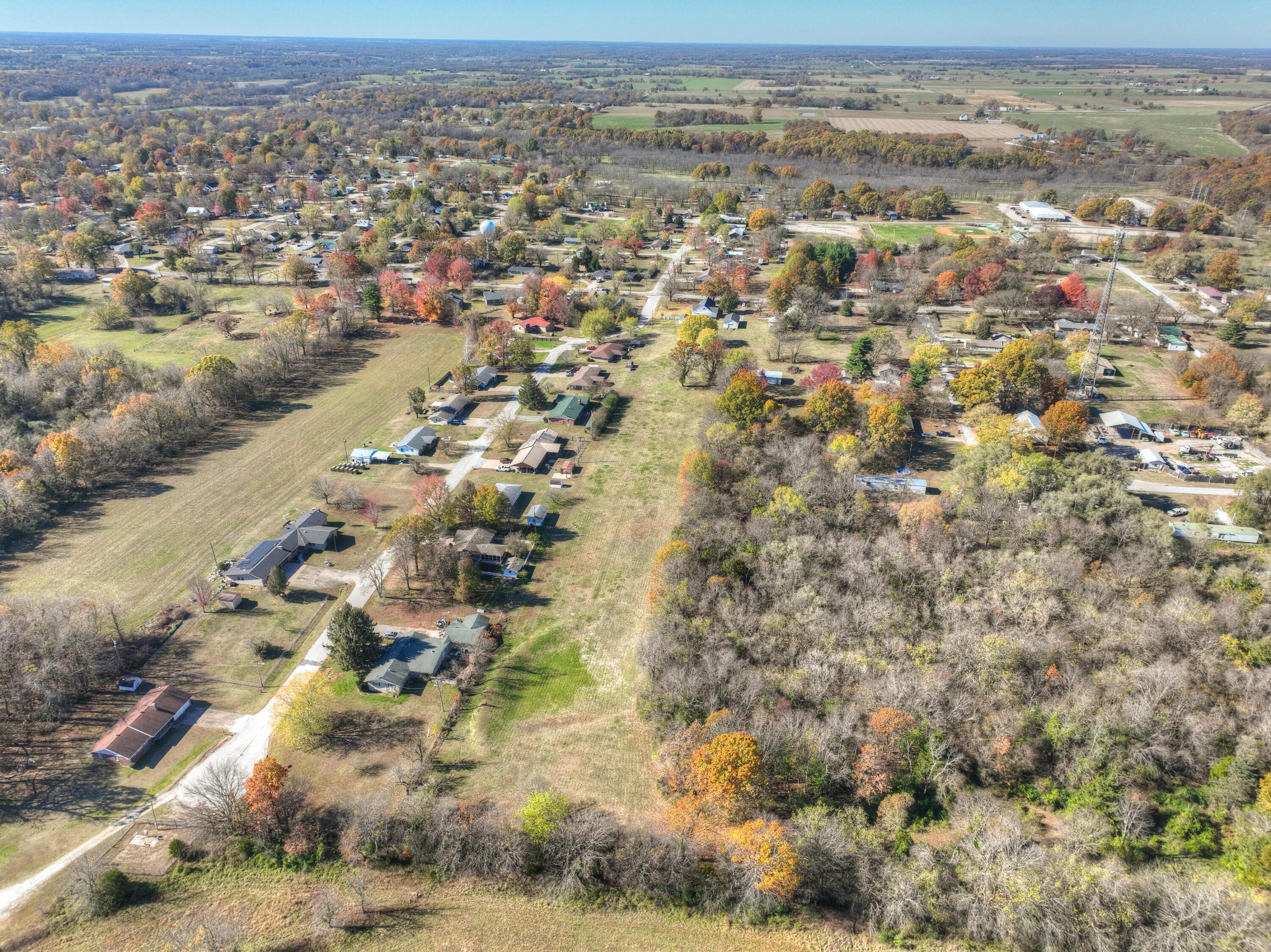 918 North Highway 97 Property Photo 53