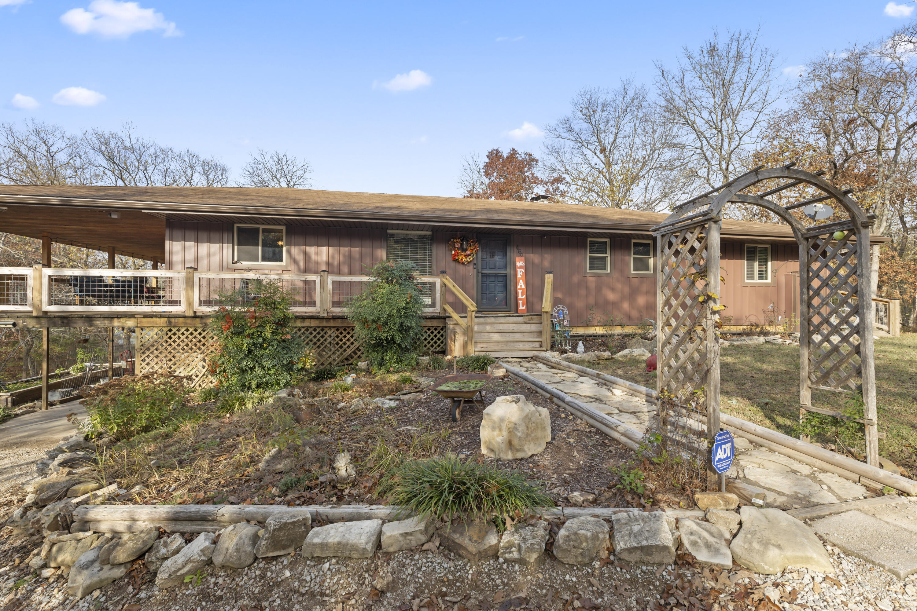 469 Double O Nine Road Property Photo 1