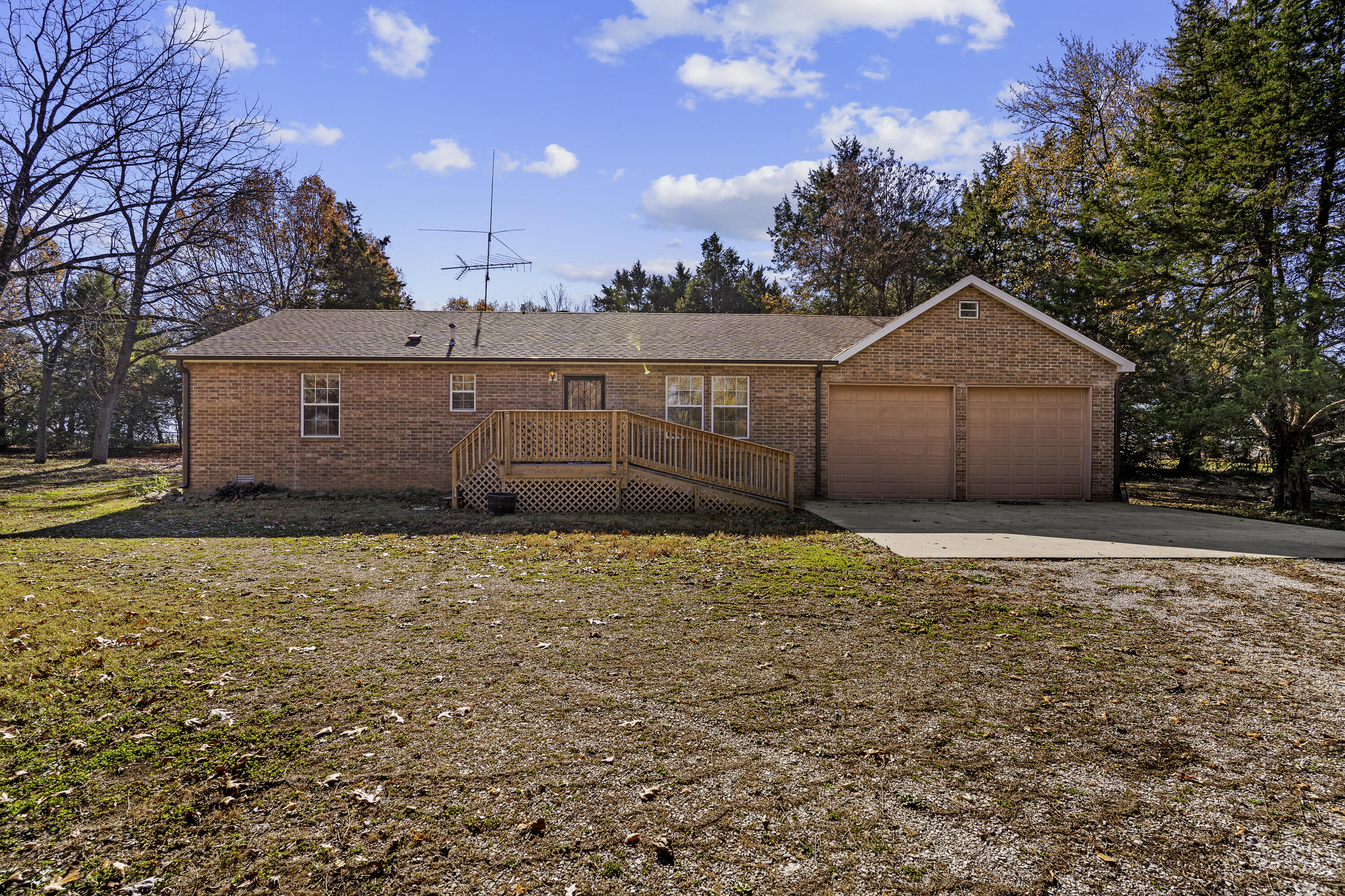 5022 West Farm Road 94 Property Photo 1