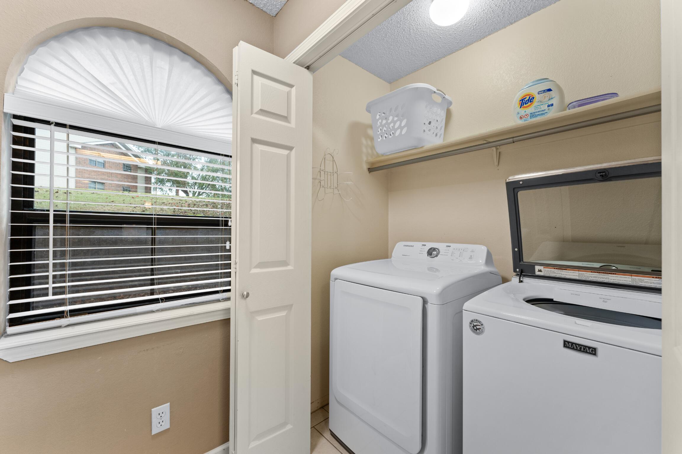 350 South Wildwood Drive Property Photo 14