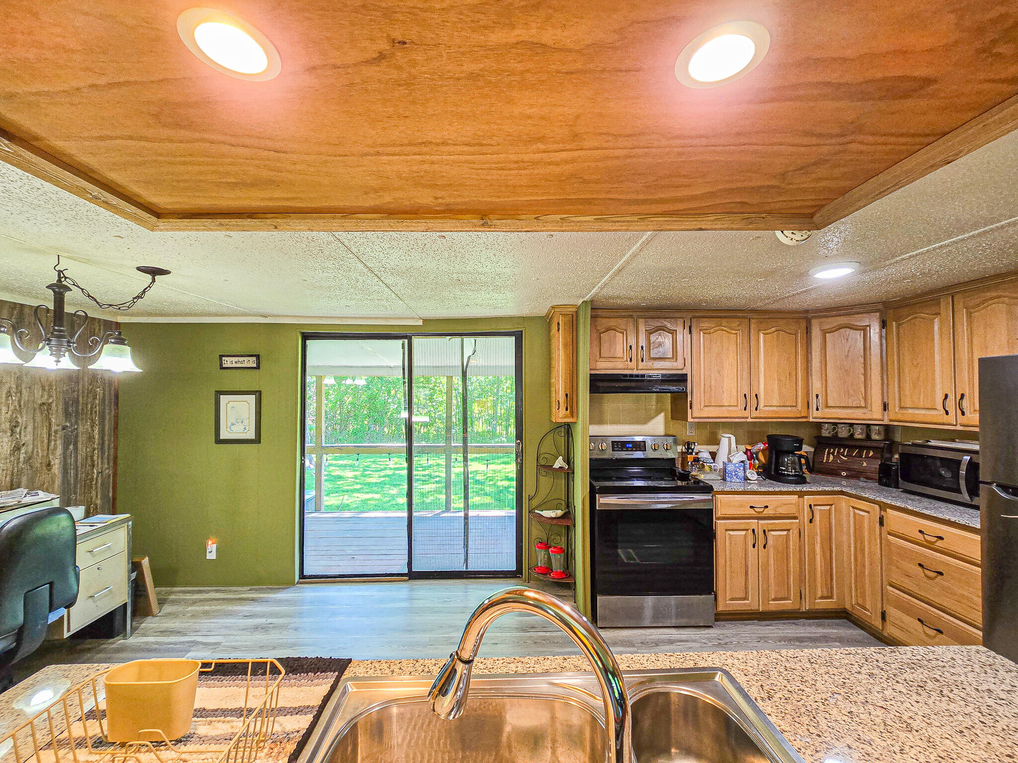 21893 County Road 273 Property Photo 17