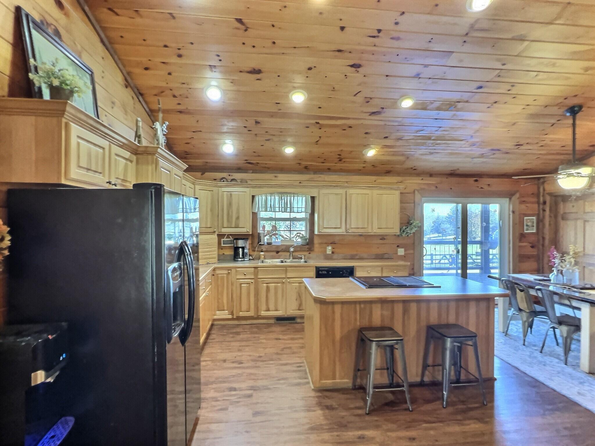 108 Razor Ridge Drive Property Photo 11