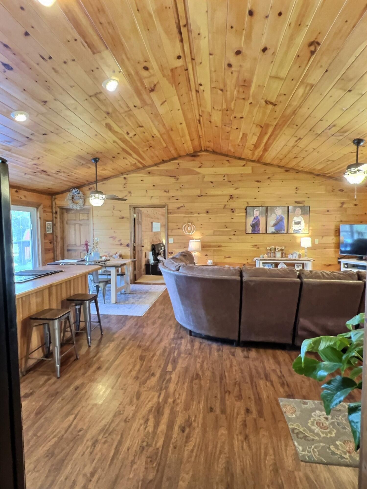 108 Razor Ridge Drive Property Photo 13