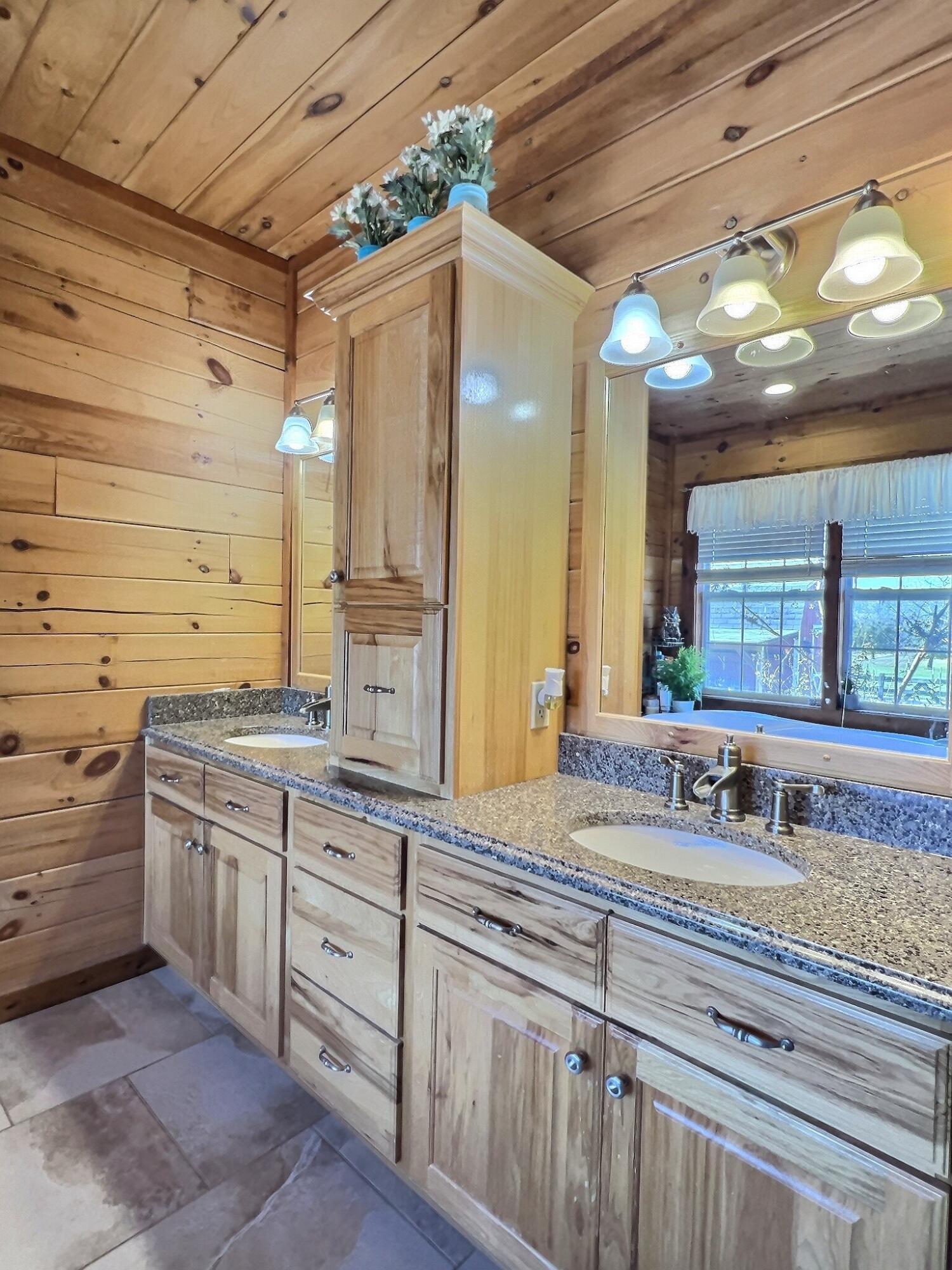 108 Razor Ridge Drive Property Photo 20