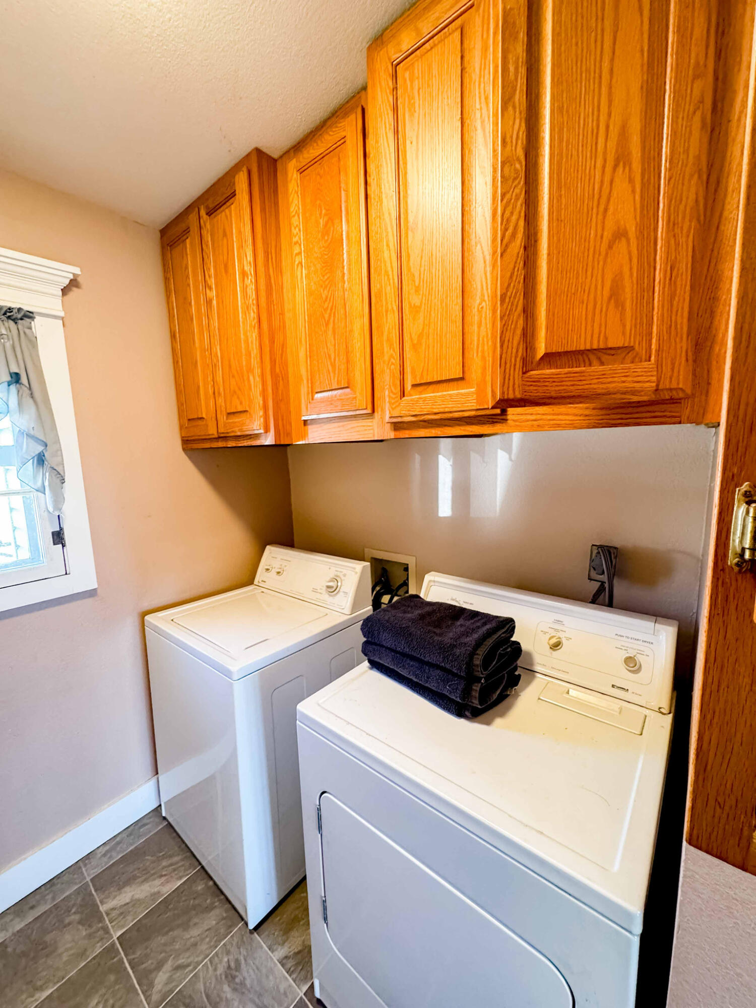 303 Jefferson Street Property Photo 24