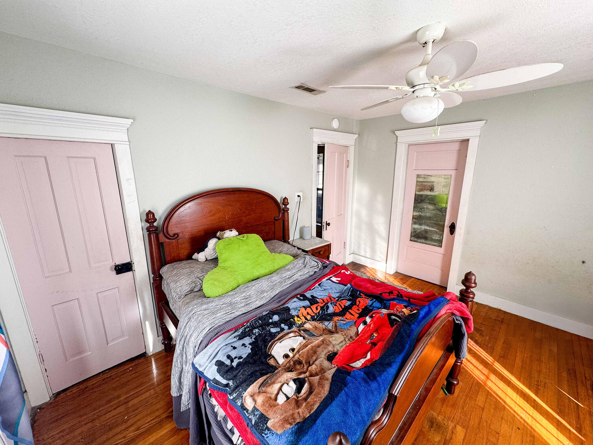 303 Jefferson Street Property Photo 36