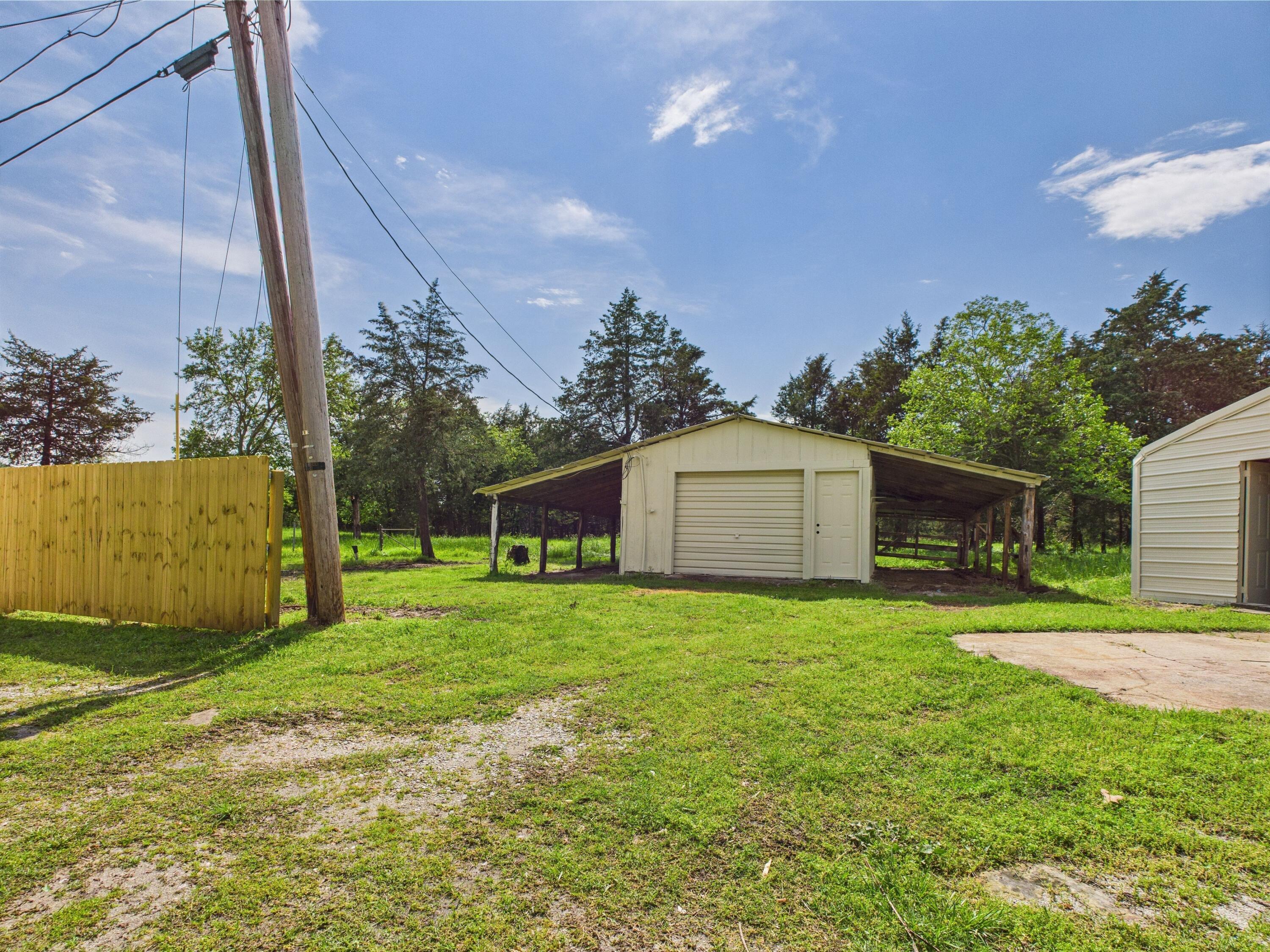 5100 Rail Road West Property Photo 9