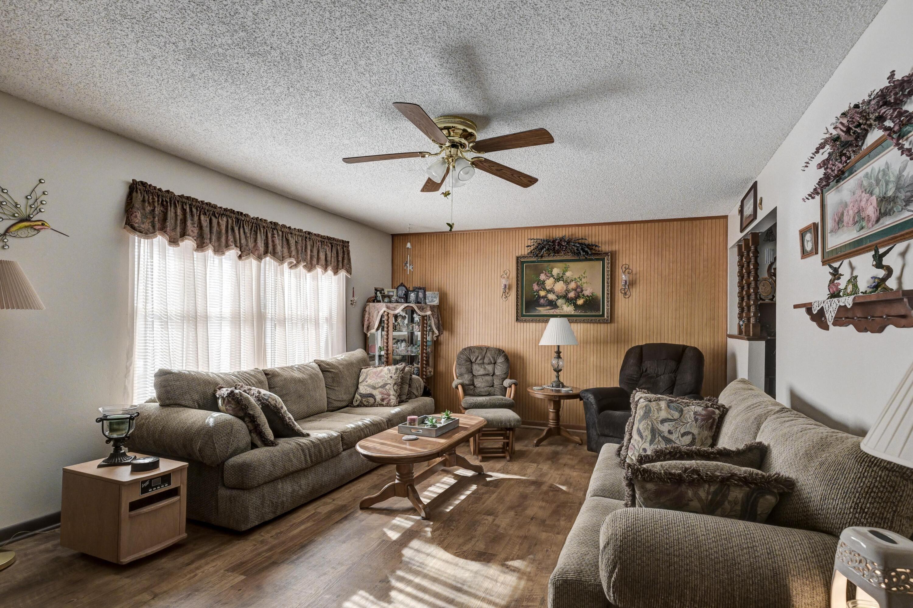103 Red Fern Road Property Photo 6