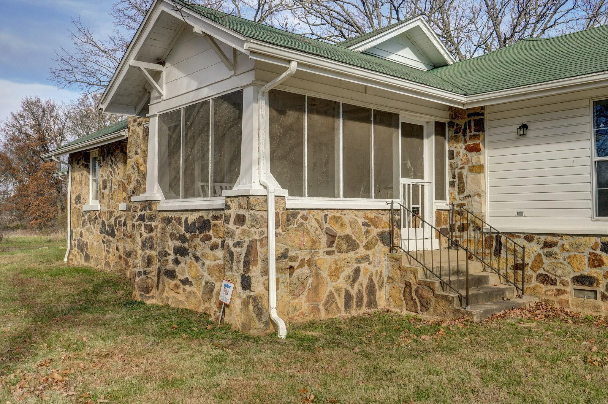 1100 State Highway 125 Property Photo 8