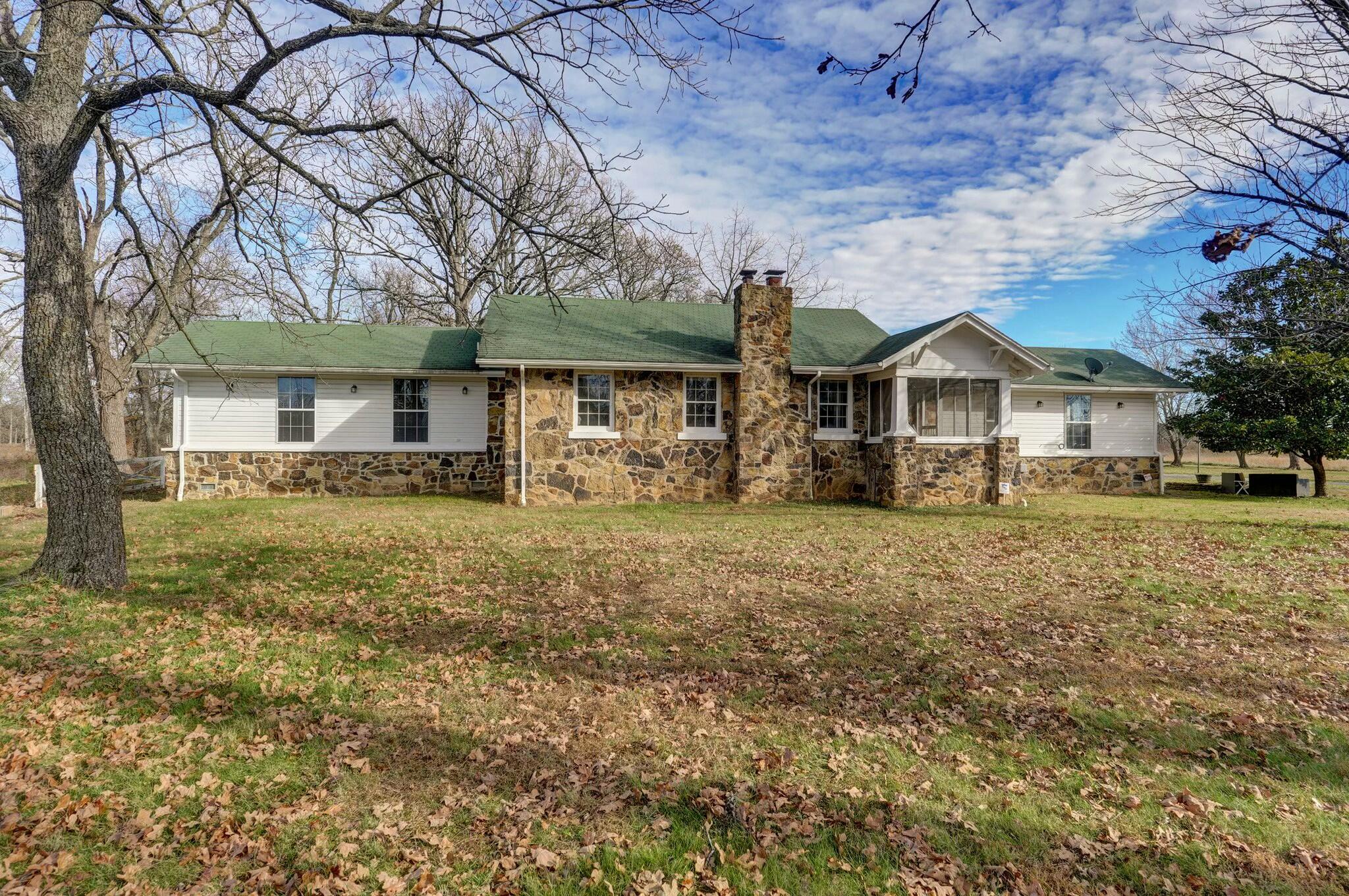 1100 State Highway 125 Property Photo 9