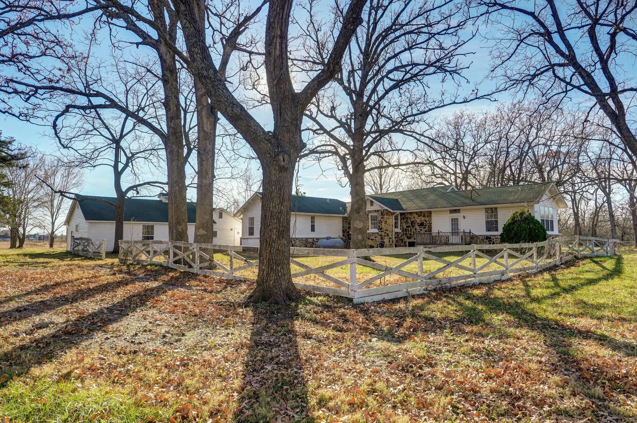 1100 State Highway 125 Property Photo 15
