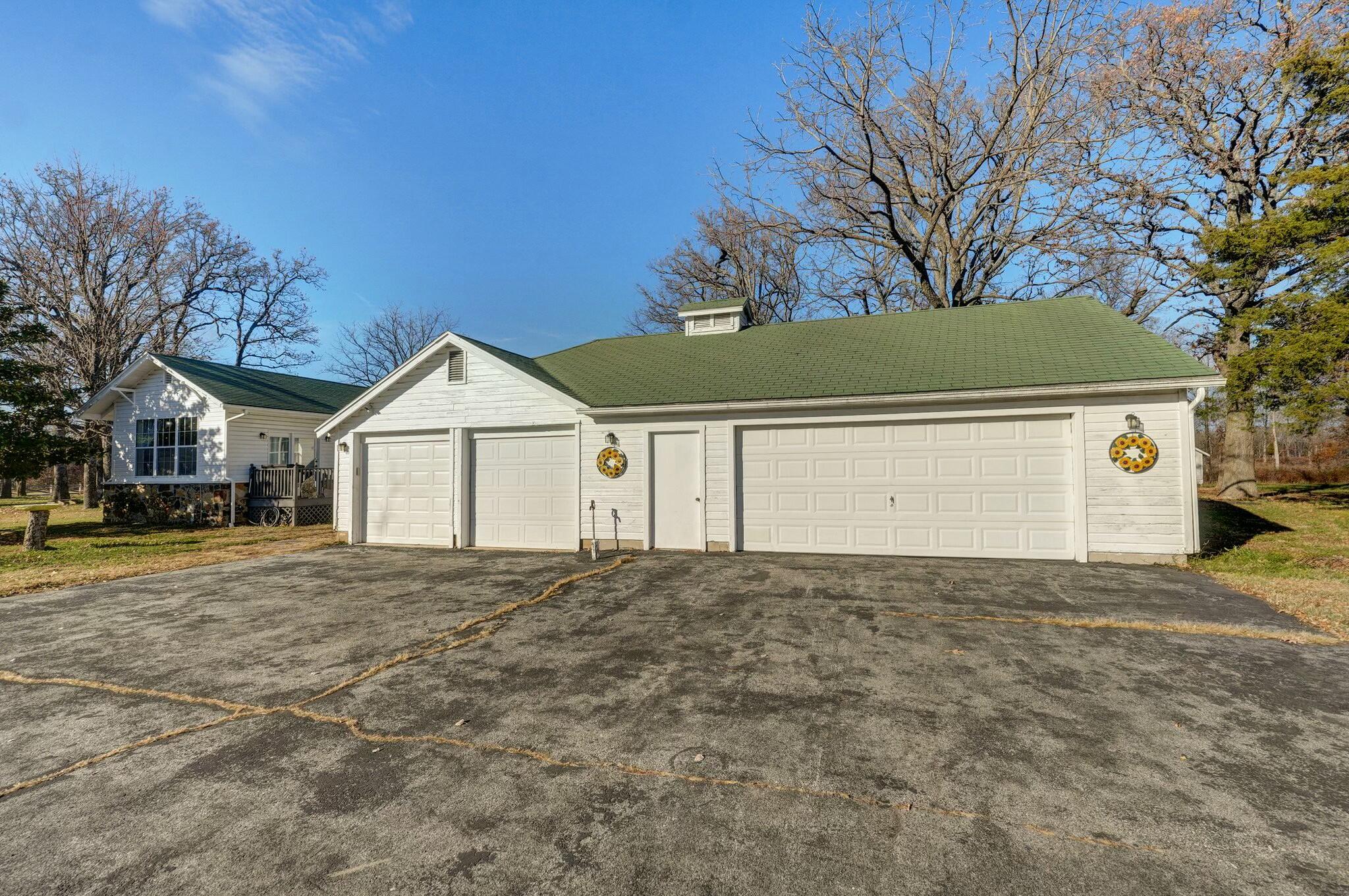 1100 State Highway 125 Property Photo 24