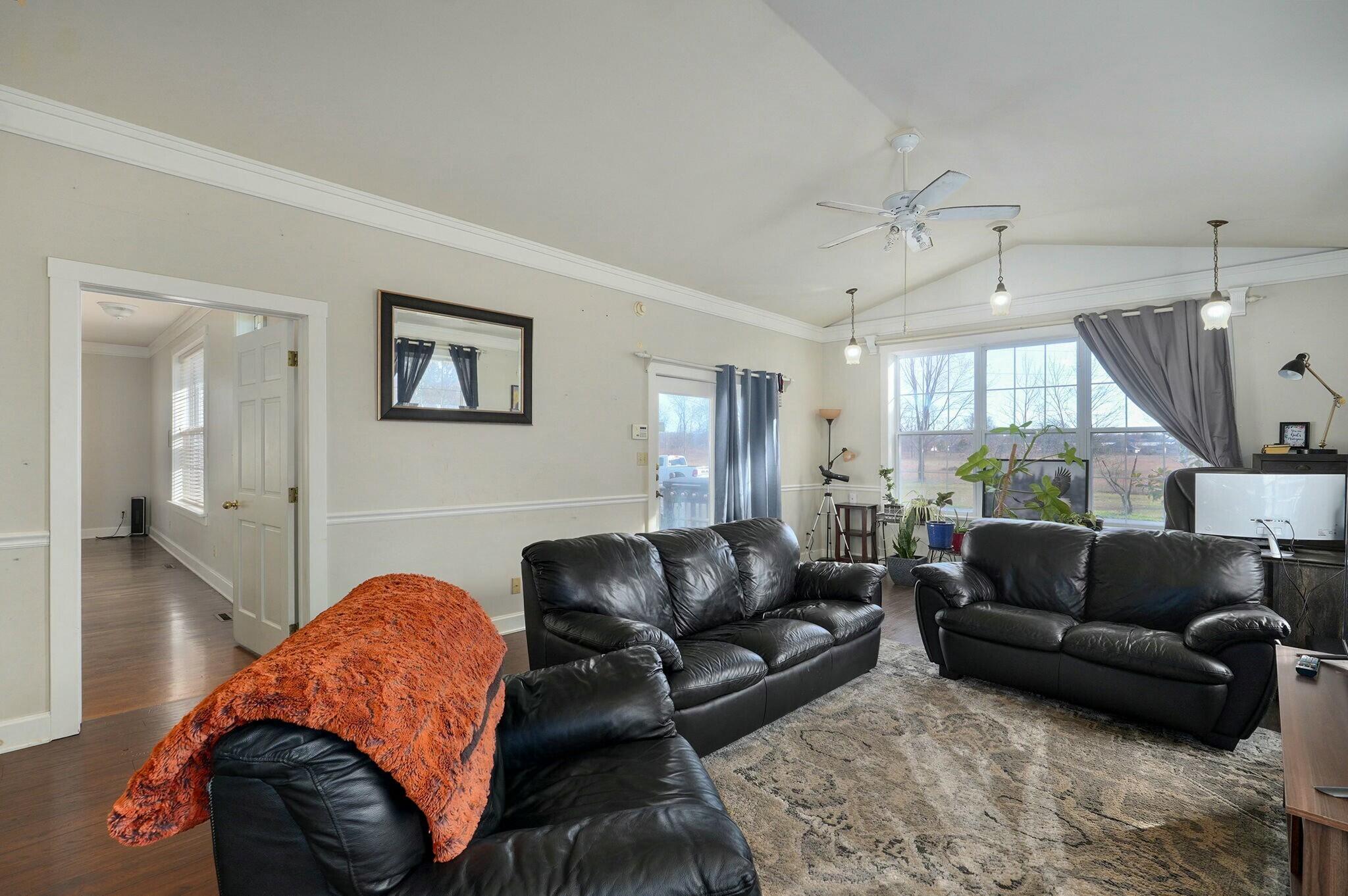 1100 State Highway 125 Property Photo 34