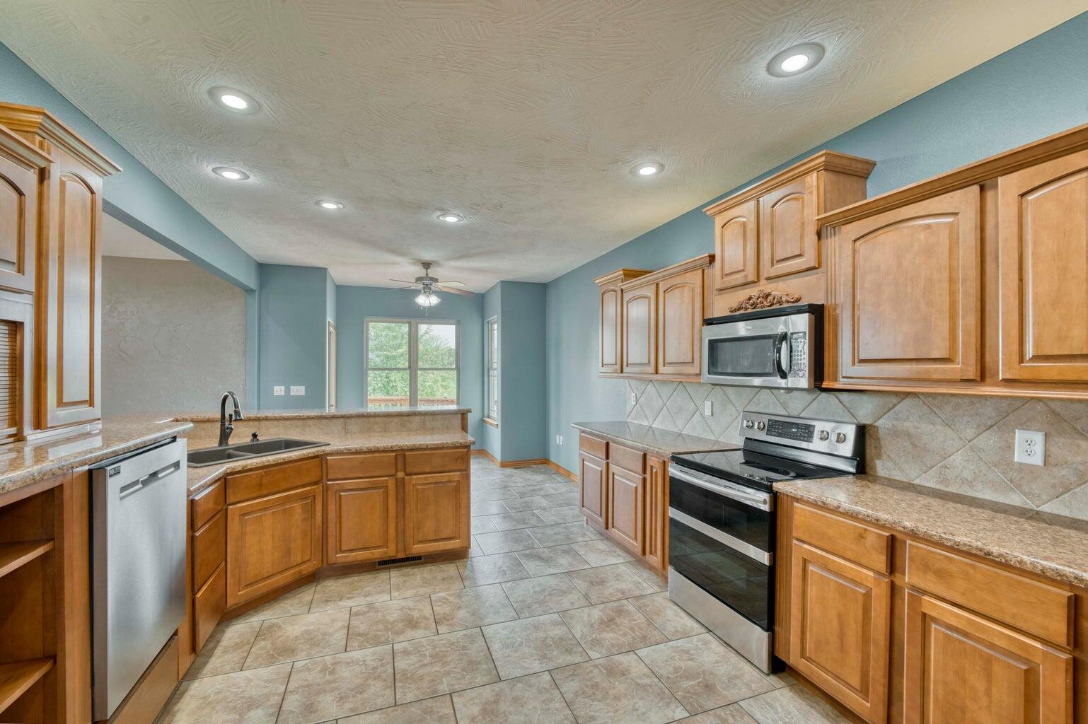 290 Quiet Acres Drive Property Photo 6