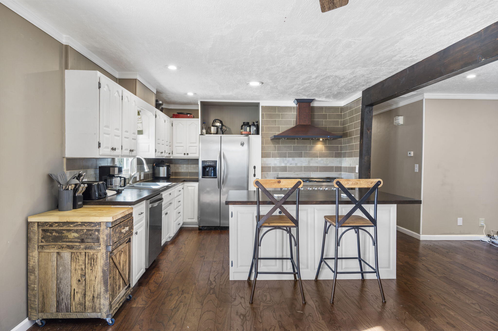 206 East Franklin Street Property Photo 8