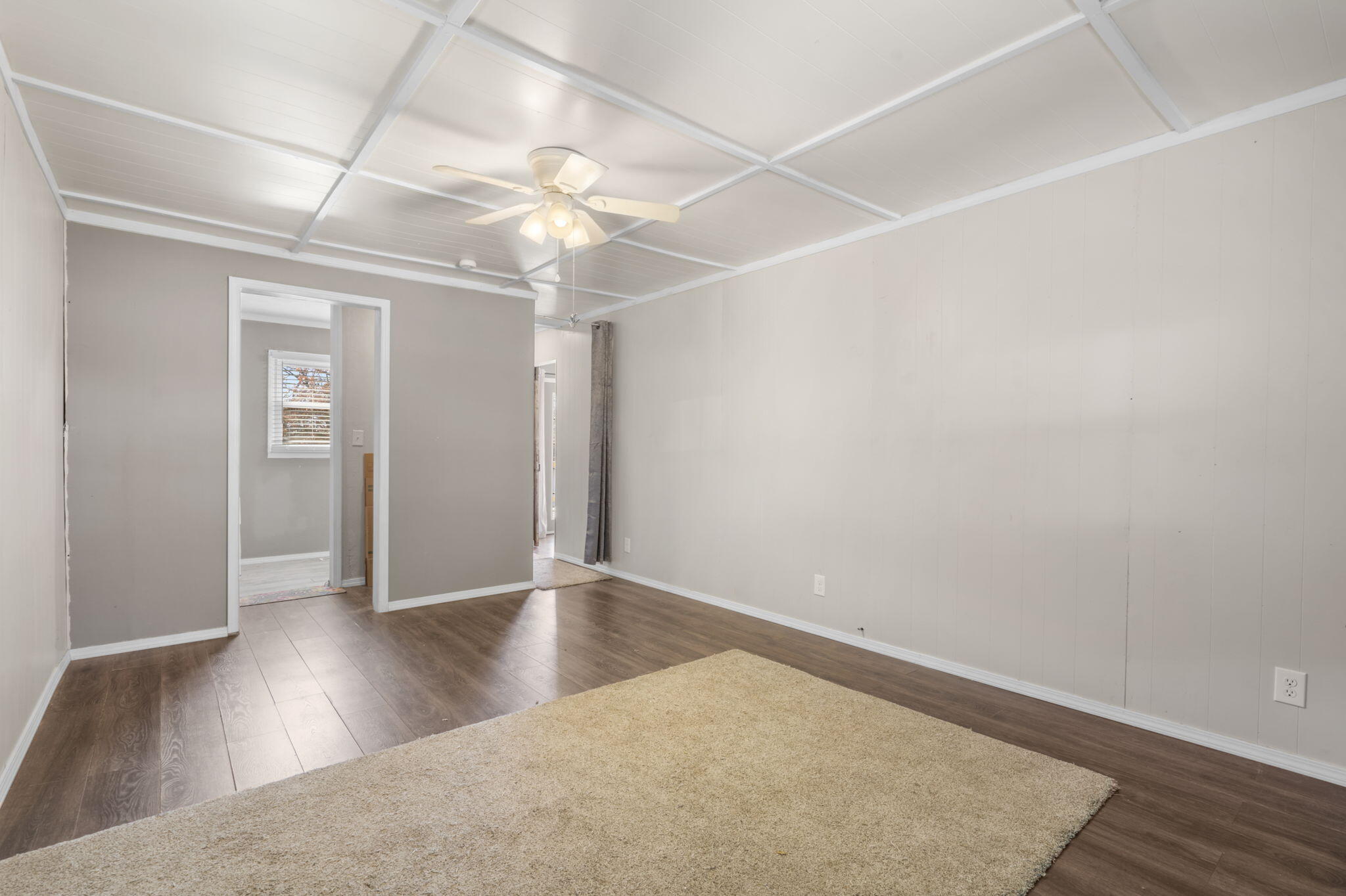 206 East Franklin Street Property Photo 18