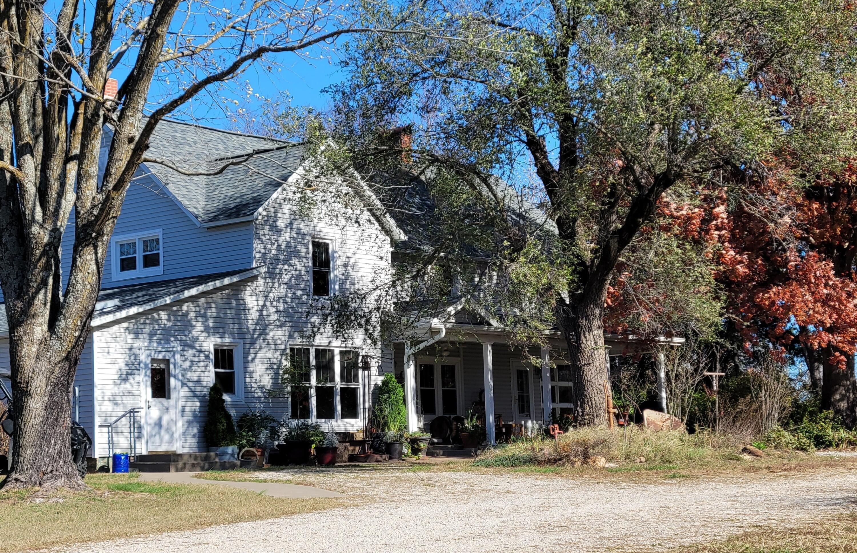 2332 State Hwy E E Property Photo