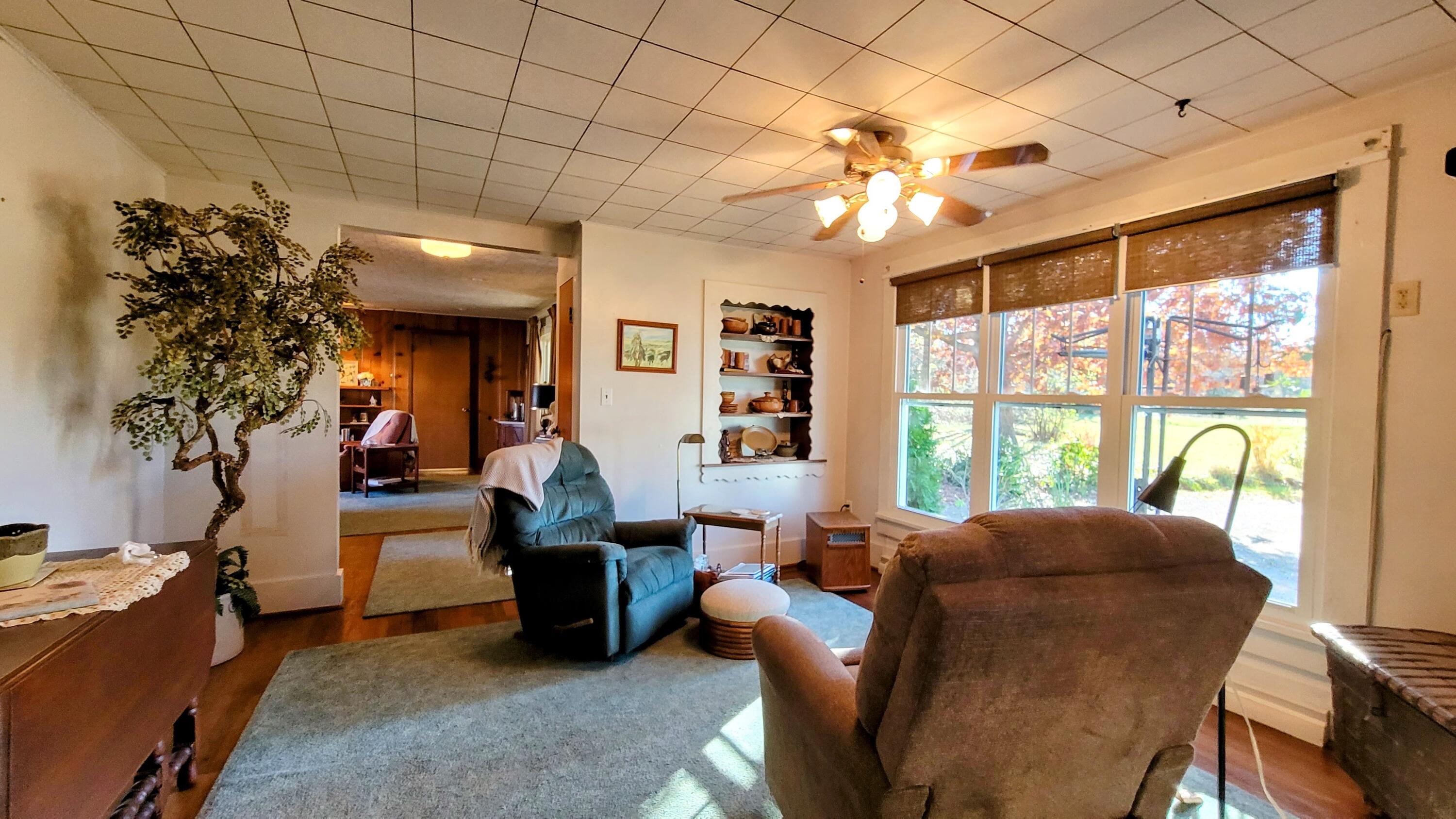 2332 State Hwy E E Property Photo 8