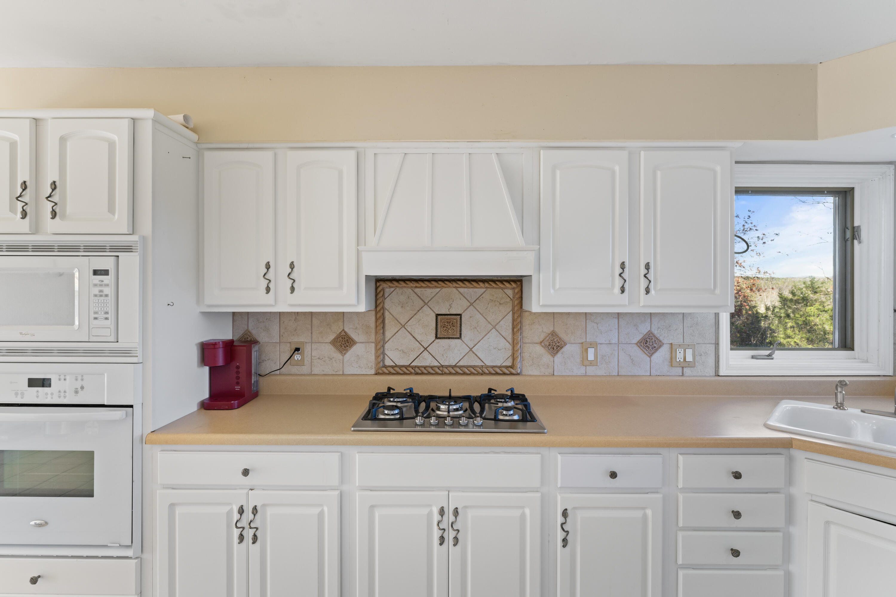 710 Wallen Bluff Drive Property Photo 11