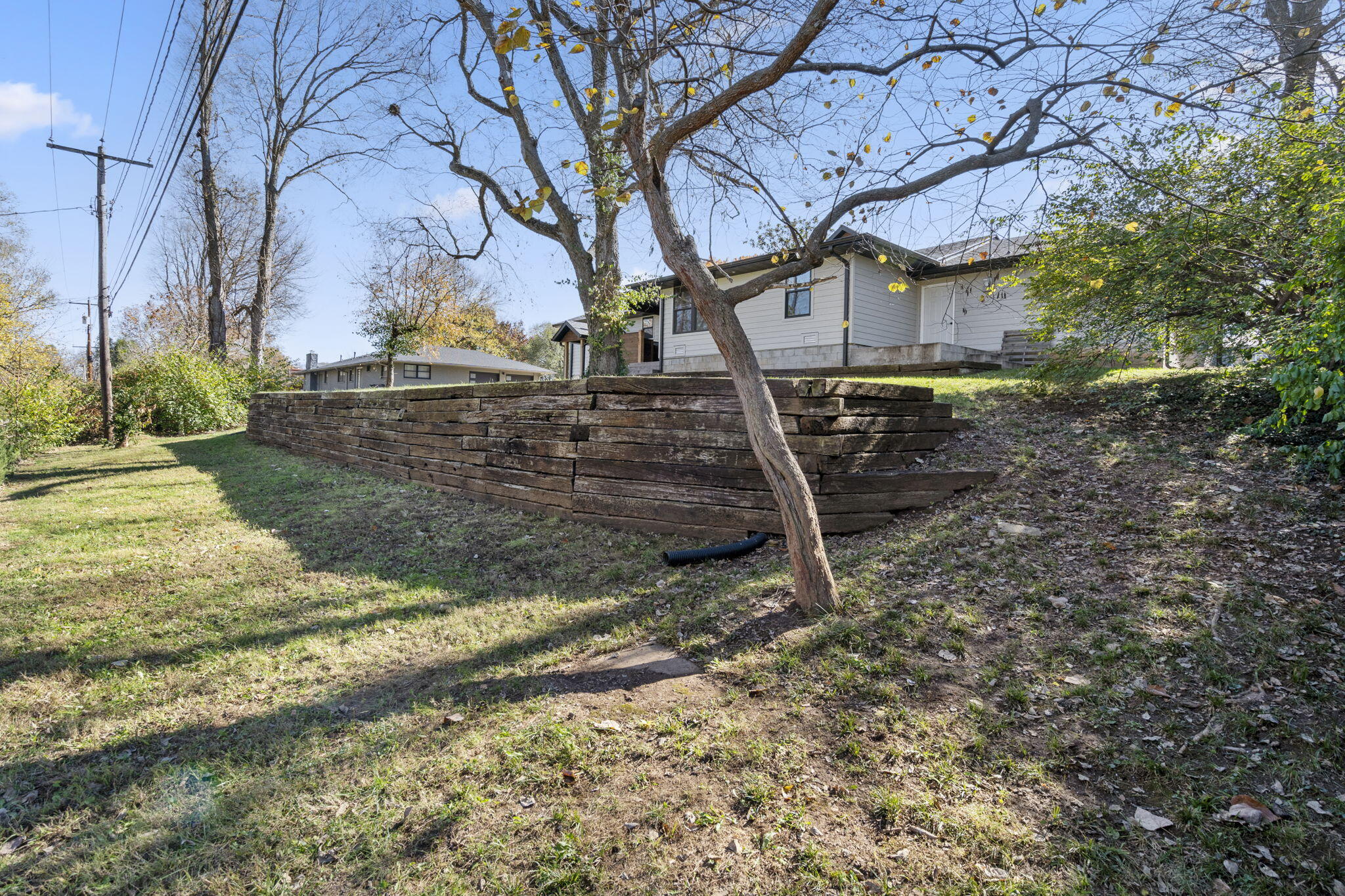 2237 East Edgewood Street Property Photo 37