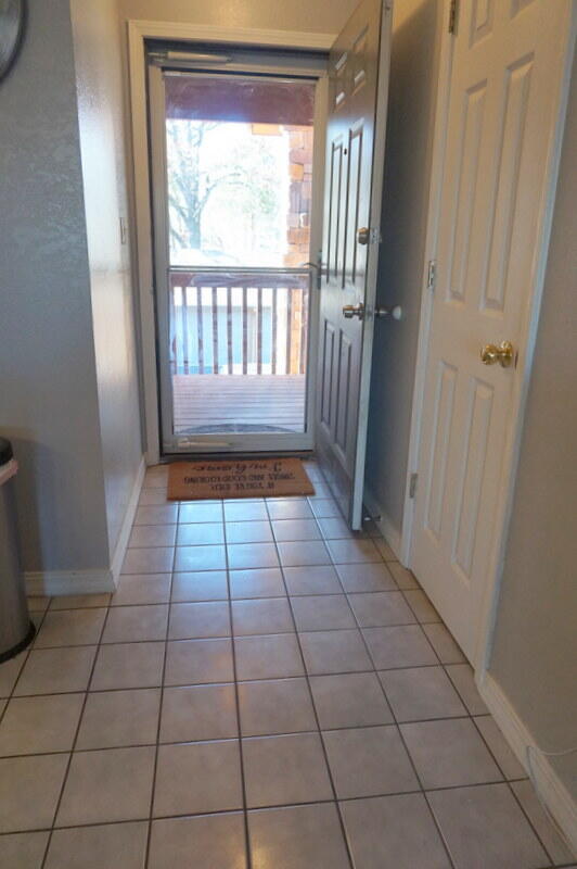 189 Avondale Drive Property Photo 4