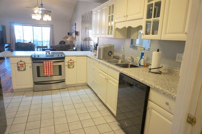 189 Avondale Drive Property Photo 14