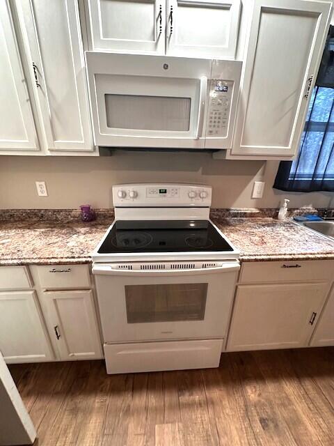 7922 Old Alton Road Property Photo 5