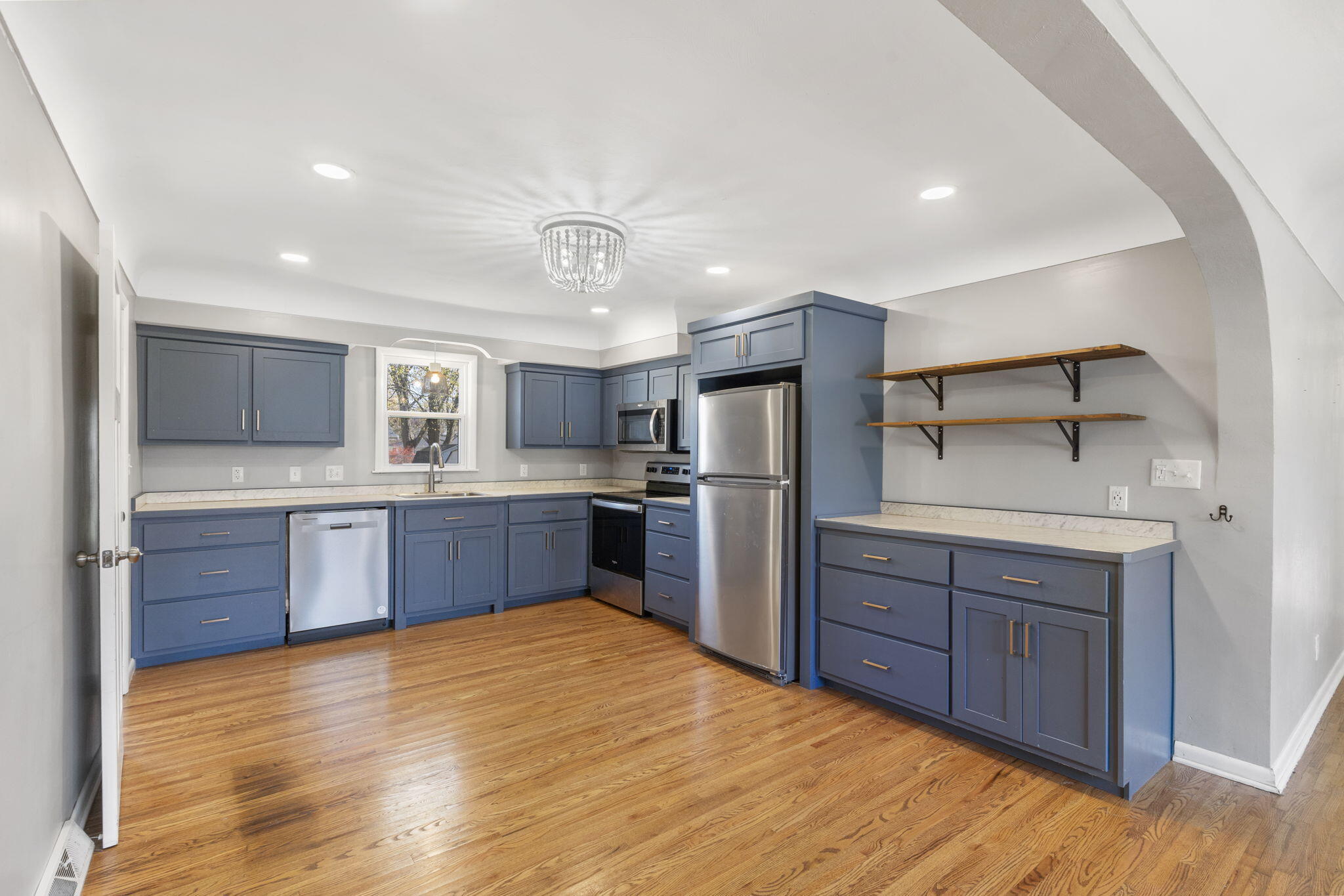 326 North Vine Street Property Photo 10