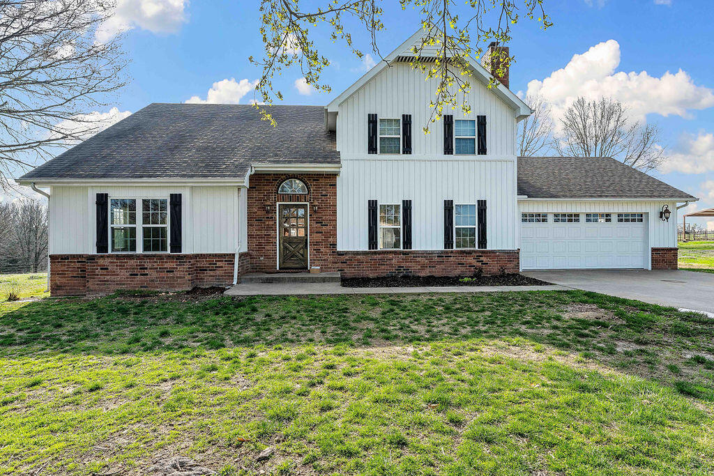 188 Lonestar Road Property Photo 8