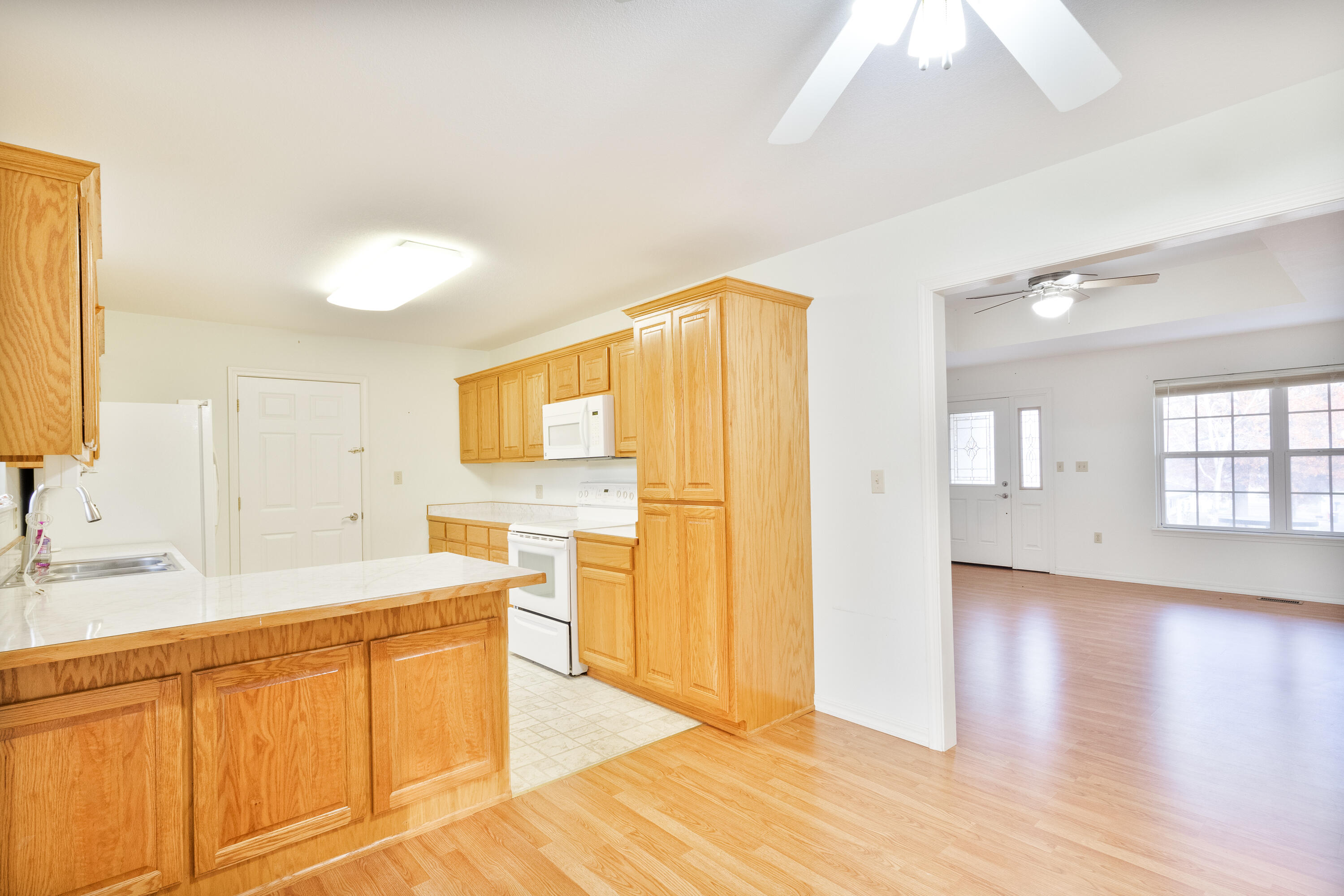 107 North Spring Street Property Photo 10