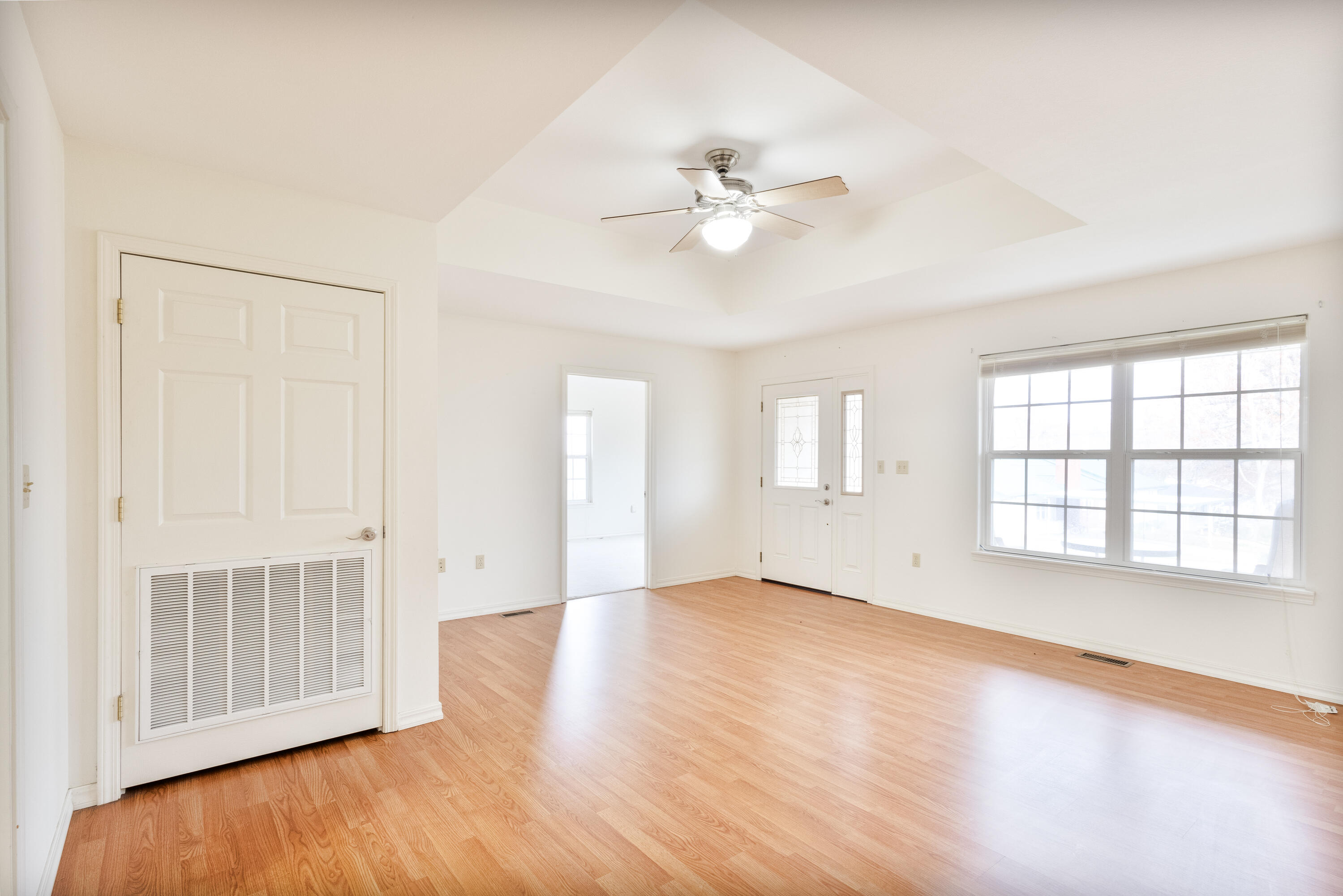 107 North Spring Street Property Photo 12