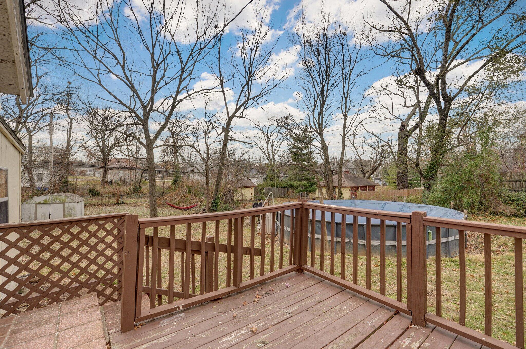527 East South Street Property Photo 18