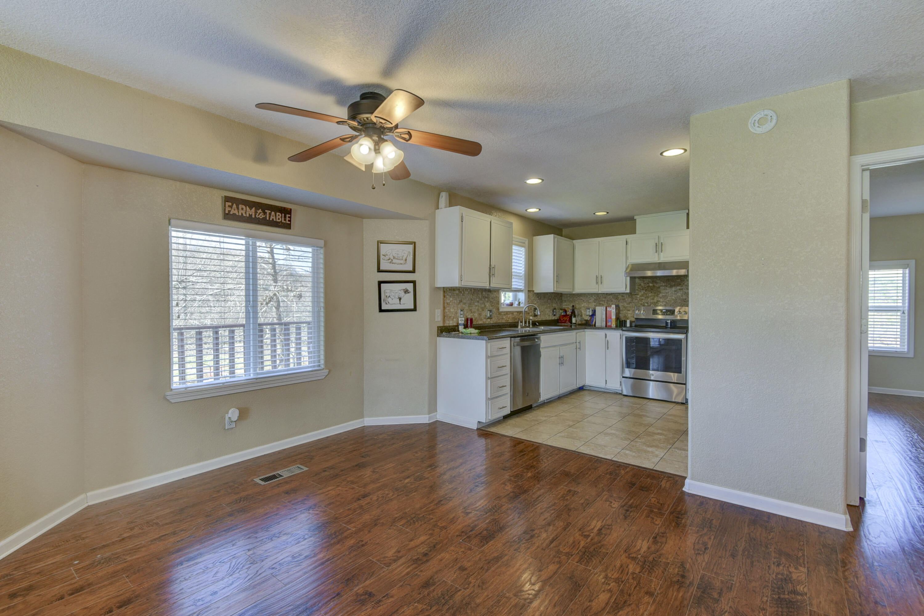 4676 Route Jj Property Photo 8