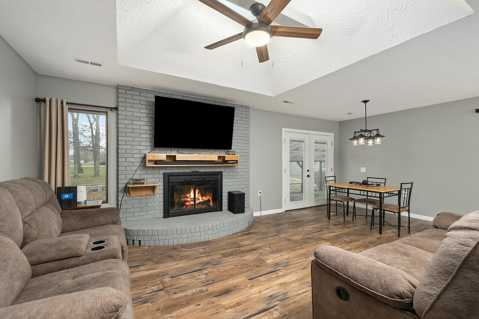307 East Besse Street Property Photo 11