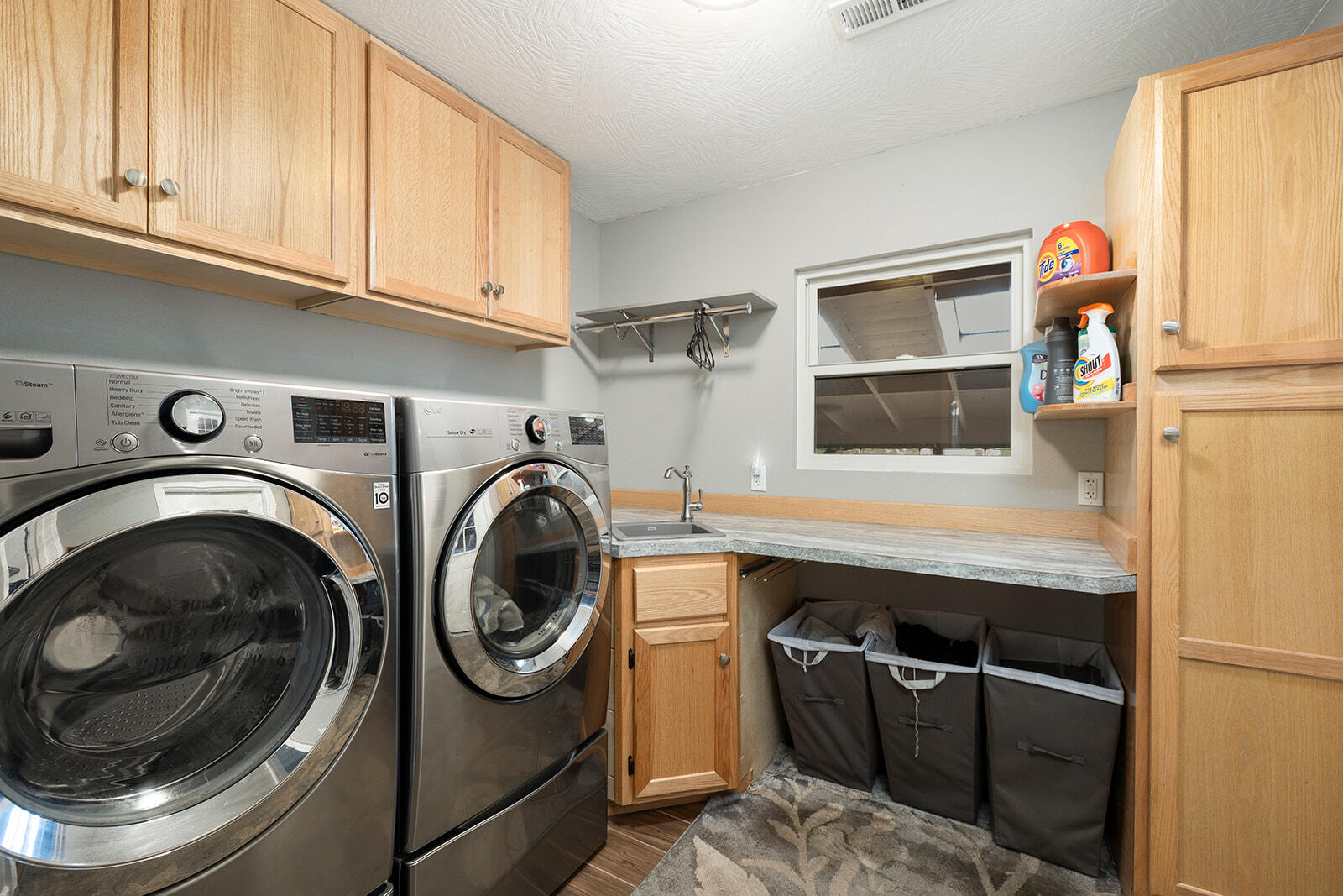 307 East Besse Street Property Photo 23
