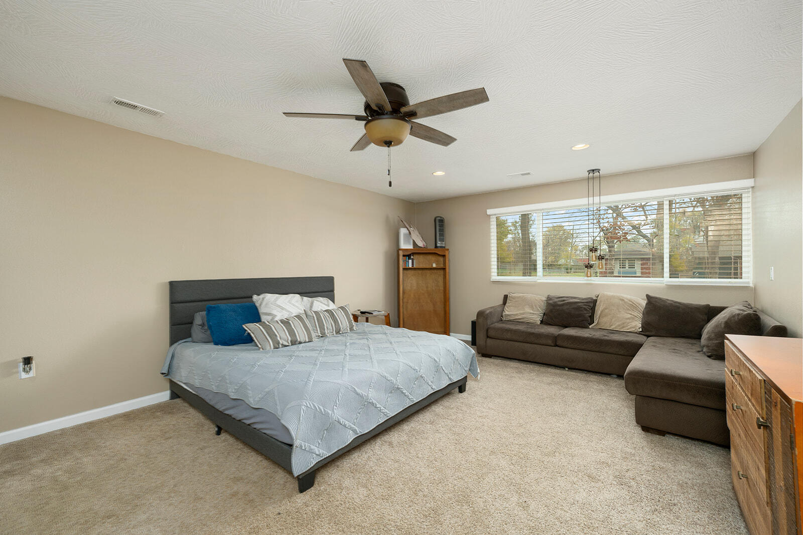 307 East Besse Street Property Photo 26